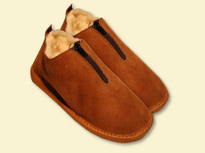 Fabrikant: graanpantoffels, sandalen, slippers, klompen, kinderlaarzen, schapenvachtlaarzen, wollen warmers