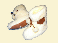 Fabrikant: graanpantoffels, sandalen, slippers, klompen, kinderlaarzen, schapenvachtlaarzen, wollen warmers